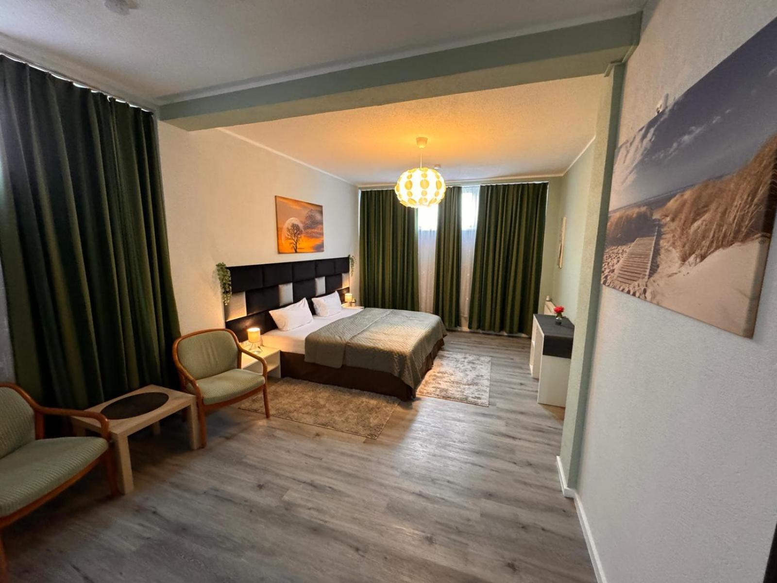 F-F Haus Monteuren Unterkunft Neuhausen auf den Fildern Exterior foto